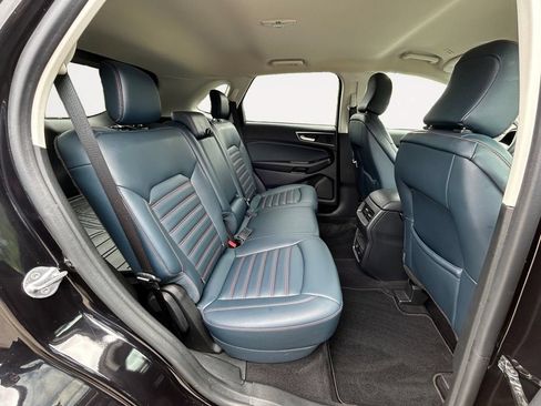 Used 2022 Ford Edge SEL w/ Sport Appearance Package AWD/4WD image 23