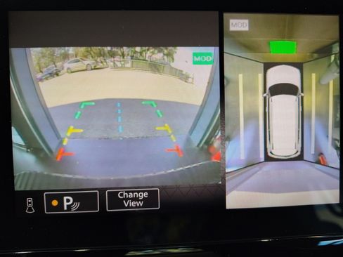 Used 2024 Nissan Armada Platinum w/ Captain's Chairs Package image 17