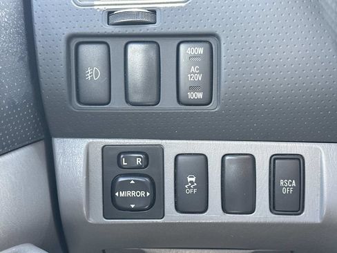 Used 2014 Toyota Tacoma 4x4 Double Cab w/ TRD Sport Package image 26