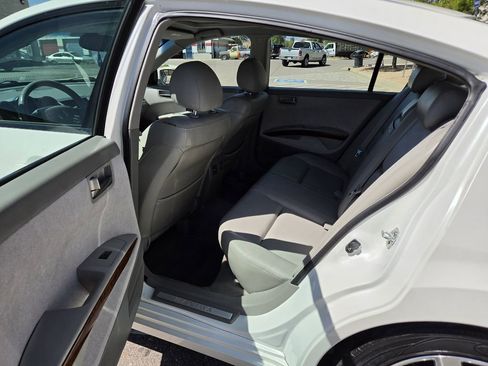 Used 2004 Nissan Maxima 3.5 SL FWD image 9