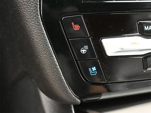 Used 2023 Ford Explorer Limited image 14