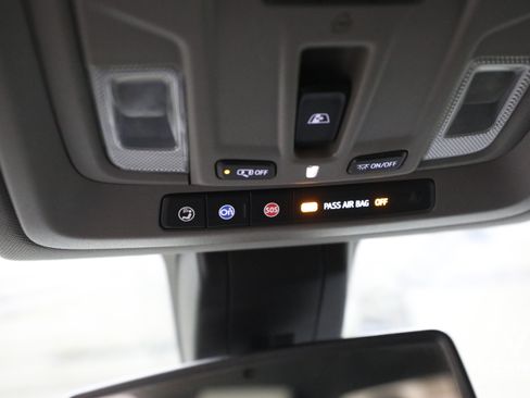 Used 2019 Chevrolet Silverado 1500 LTZ w/ LTZ Texas Edition RWD image 25