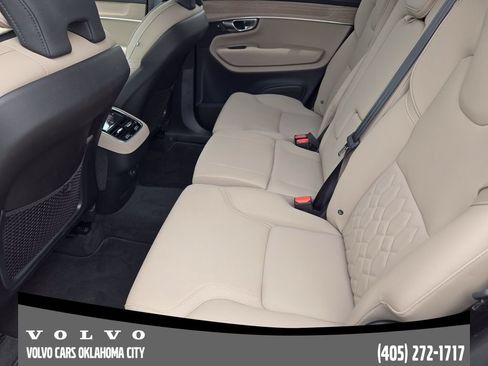 Used 2026 Volvo XC90 B5 Plus w/ Protection Package Premier AWD/4WD image 24