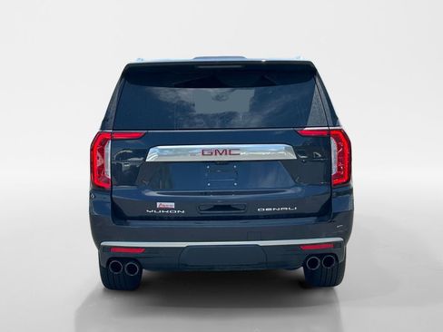 Used 2024 GMC Yukon XL Denali w/ Advanced Technology Package AWD/4WD image 2