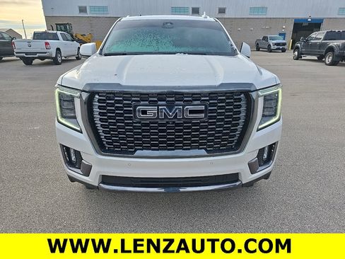 Used 2024 GMC Yukon XL Denali Ultimate image 2