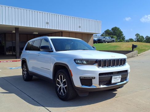 Used 2024 Jeep Grand Cherokee L Limited w/ Trailer Tow Package AWD/4WD image 20