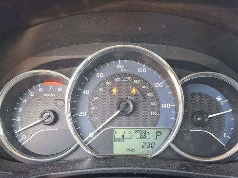 Used 2016 Toyota Corolla LE image 11