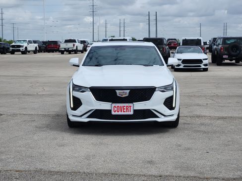 Used 2025 Cadillac CT4 Sport w/ Technology Package RWD image 2