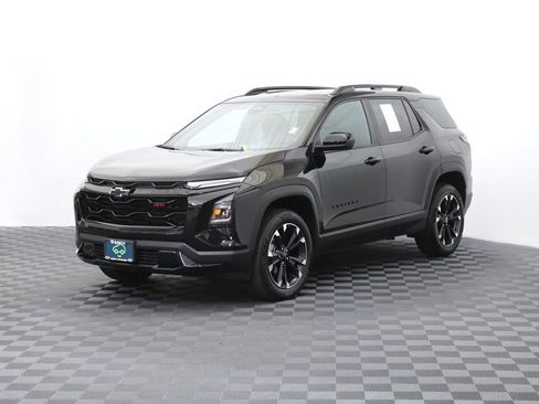Used 2026 Chevrolet Equinox RS FWD image 3