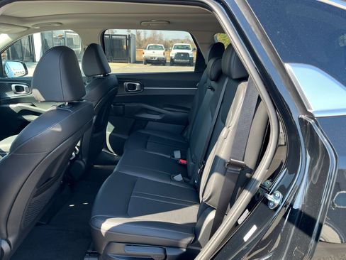 New 2026 Kia Sorento S image 14