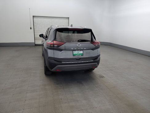 Used 2021 Nissan Rogue SV w/ Premium Package FWD image 6