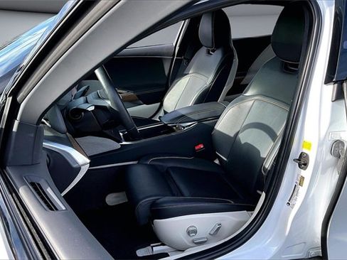 Used 2023 Lucid Air Touring image 20