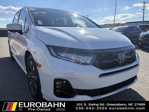 Used 2025 Honda Odyssey Elite image 23