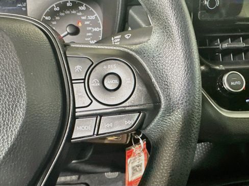 Used 2024 Toyota Corolla LE FWD image 17