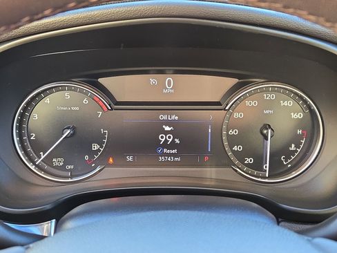 Certified 2023 Cadillac XT4 Luxury w/ Cold Weather Package image 20