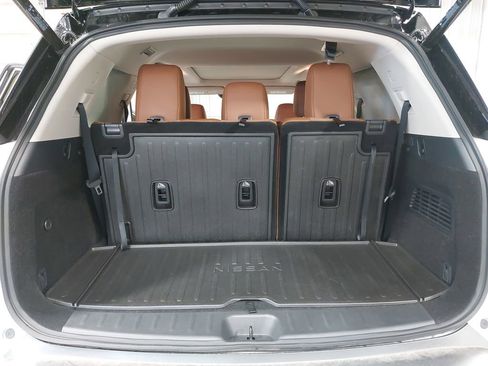 New 2026 Nissan Pathfinder Platinum AWD/4WD image 13