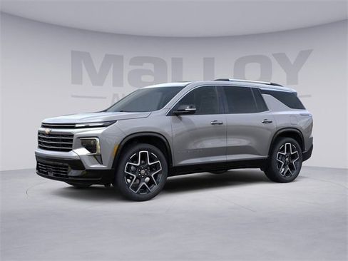 New 2026 Chevrolet Traverse High Country w/ LPO, Floor Liner Package image 8