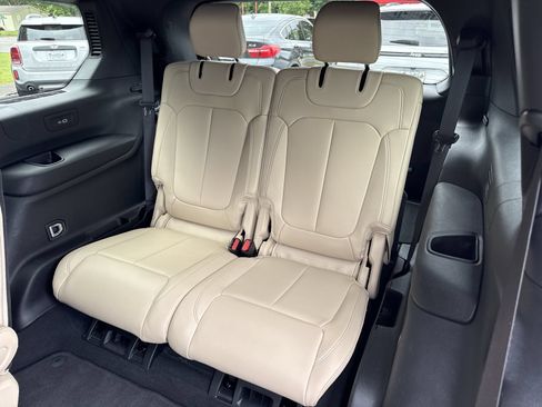 Used 2024 Jeep Grand Cherokee L Limited RWD image 12