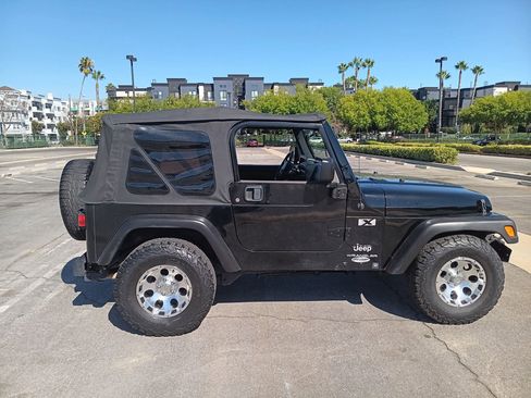 Used 2006 Jeep Wrangler X image 4