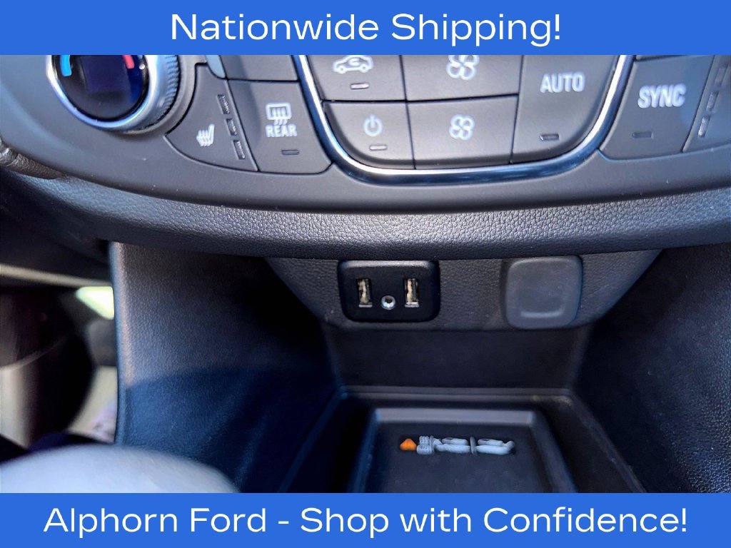 Used 2023 Chevrolet Traverse LT w/ Midnight/Sport Edition AWD/4WD image 18