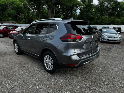 Used 2017 Nissan Rogue S w/ S Appearance Package FWD image 3