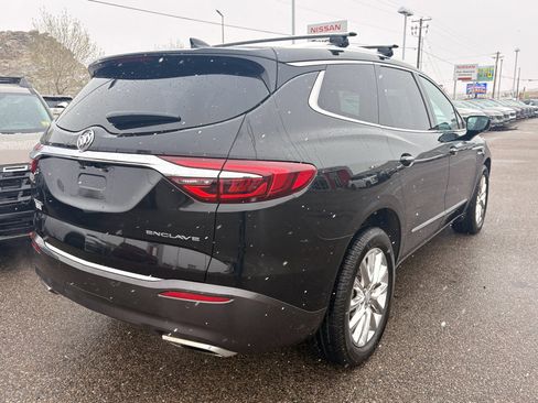 Used 2018 Buick Enclave Premium w/ Experience Buick Package AWD/4WD image 5