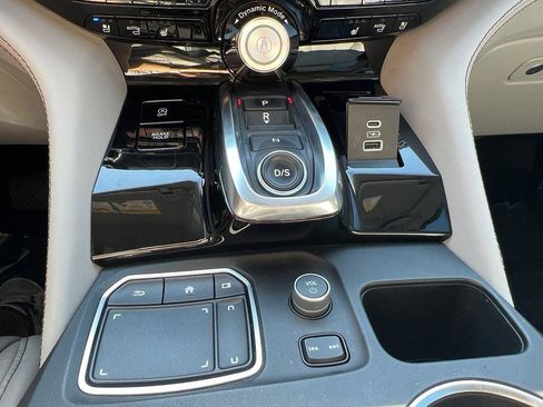 Used 2022 Acura MDX SH-AWD w/ Advance Package image 26