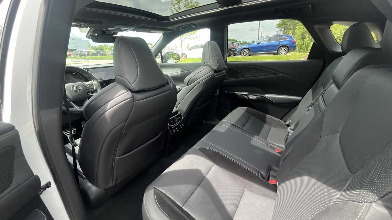 Used 2023 Lexus RX 500h F Sport w/ Cold Area Package AWD/4WD image 13