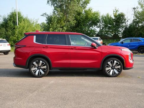Used 2025 Mitsubishi Outlander SE AWD/4WD image 6