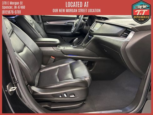 Used 2017 Cadillac XT5 Premium Luxury w/ LPO, Wheel Lock Package FWD image 30
