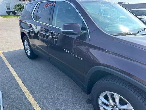Used 2019 Chevrolet Traverse LT FWD image 6