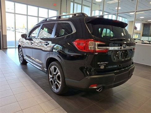 Certified 2025 Subaru Ascent Limited w/ Popular Package #2 image 4