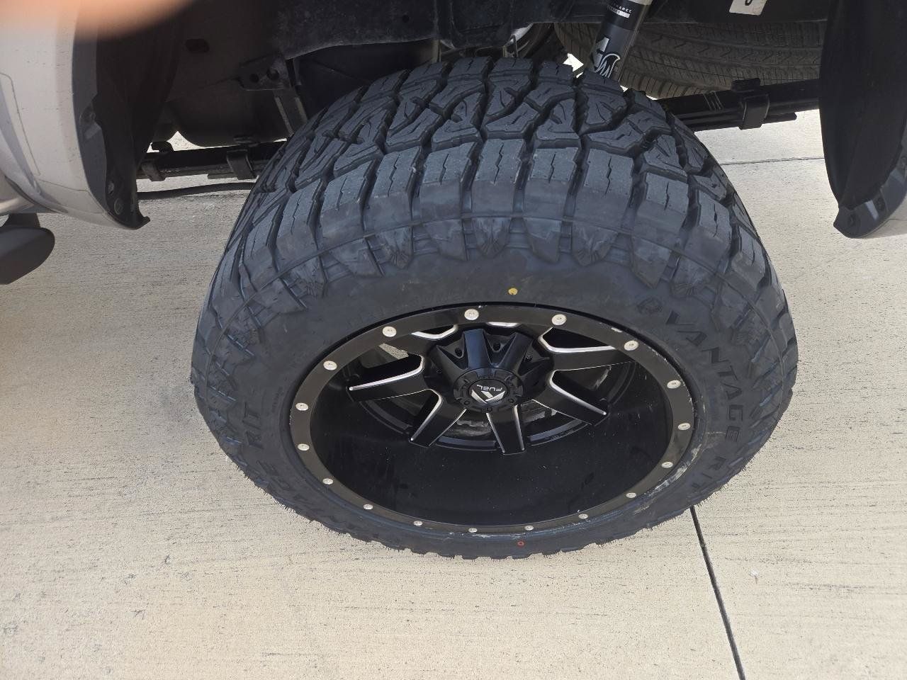 Used 2018 Toyota Tacoma TRD Sport w/ Technology Package RWD image 21