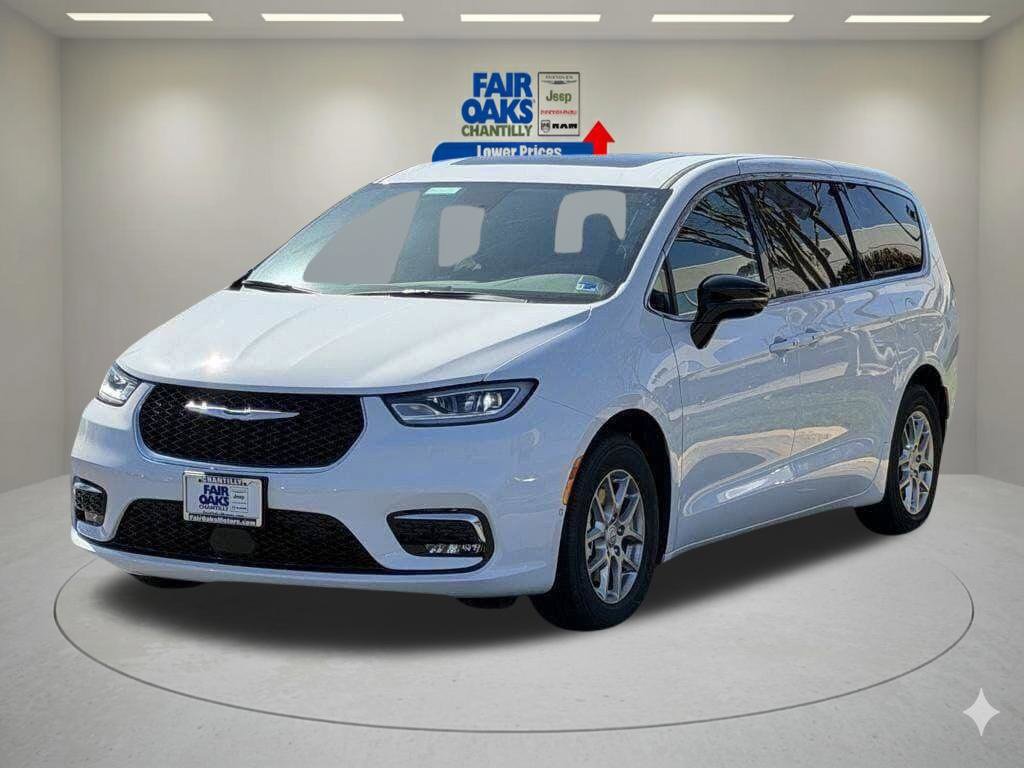 New 2026 Chrysler Pacifica Select FWD image 2