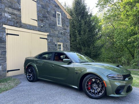 Used 2022 Dodge Charger SRT Hellcat w/ SRT Black Package image 28