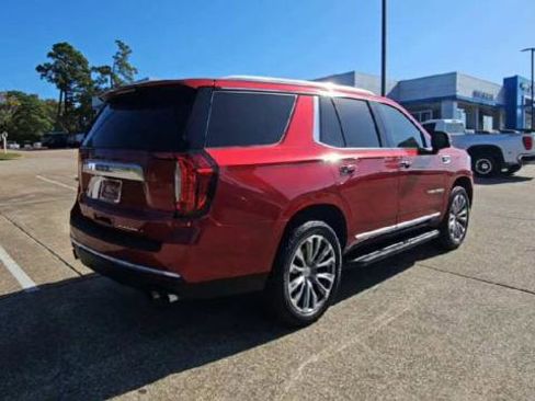 Certified 2021 GMC Yukon Denali image 7