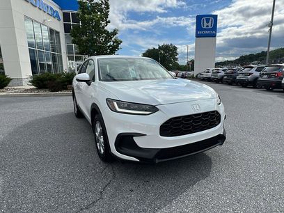 New 2025 Honda HR-V LX