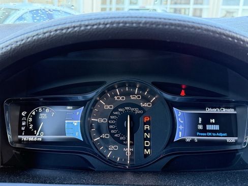 Used 2011 Lincoln MKX w/ 102A Rapid Spec Order Code image 8