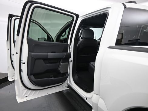 New 2025 Ford F150 Lightning Lariat w/ Max Trailer Tow Package image 22