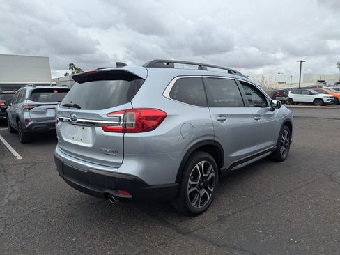 Certified 2023 Subaru Ascent Limited w/ Technology Package image 5