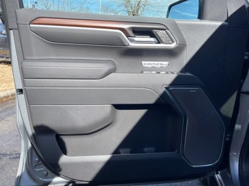 New 2026 GMC Sierra 1500 Denali AWD/4WD image 18