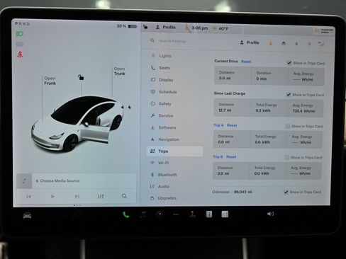 Used 2019 Tesla Model 3 Mid Range image 30