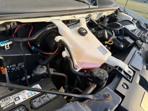 Used 2019 GMC Savana 3500 G3500 159 in. w/ Power Convenience Package image 24