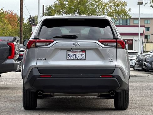 Certified 2024 Toyota RAV4 LE AWD/4WD image 4