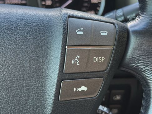 Used 2015 Lexus LX 570 4WD image 20