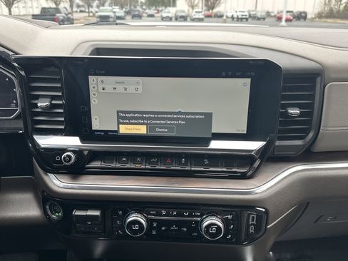 Used 2024 GMC Sierra 1500 SLT w/ SLT Premium Package image 24