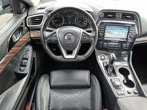 Used 2017 Nissan Maxima Platinum image 13