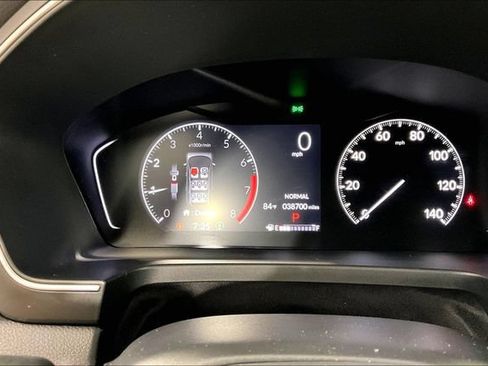 Used 2024 Honda Pilot Sport image 12