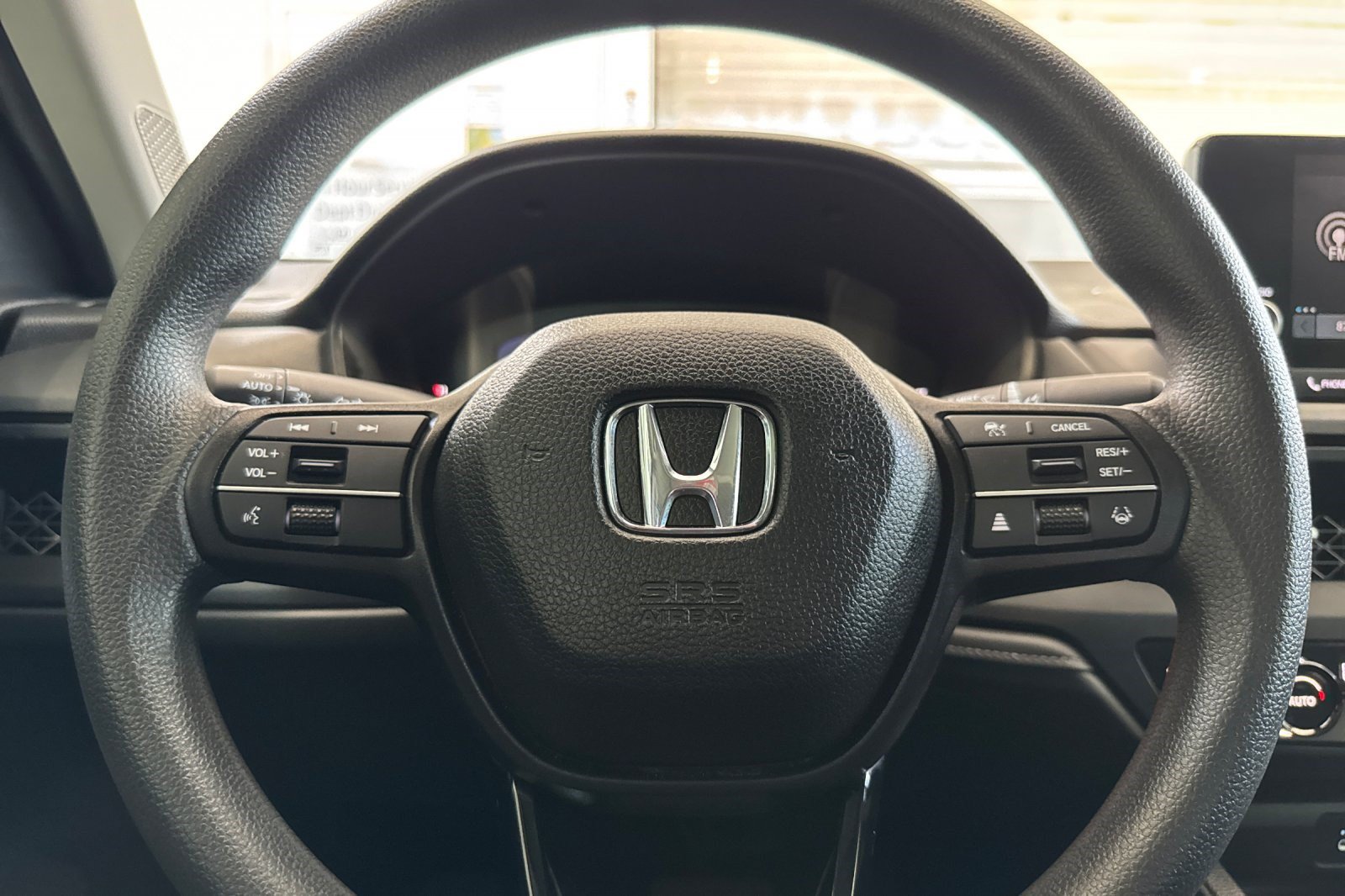 Used 2025 Honda Accord SE image 28