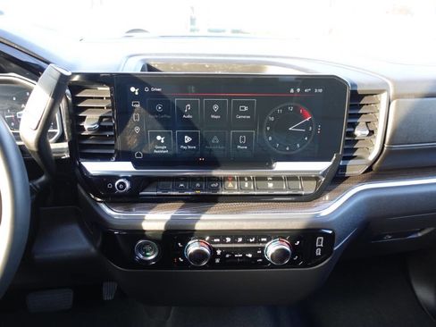 Used 2024 GMC Sierra 1500 Elevation image 33